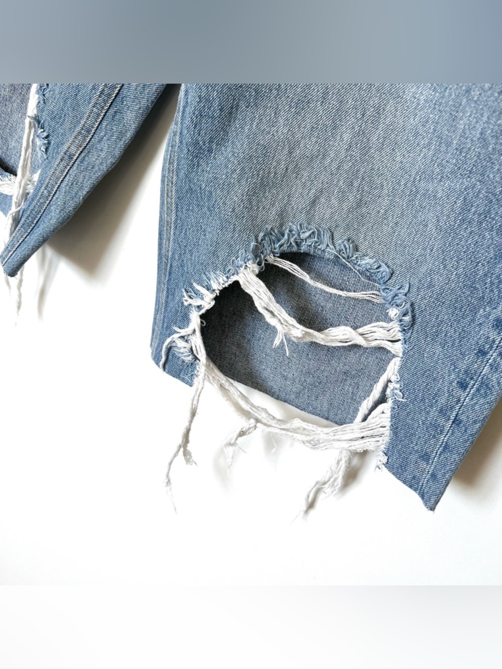 @(･∀･)@

Wide Leg Distressed Ripped Jorts - Picture 4 of 5